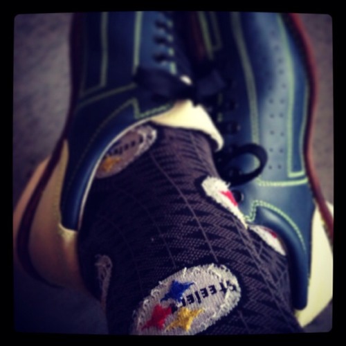 Socks worn on 2013-04-20 — Flamingo